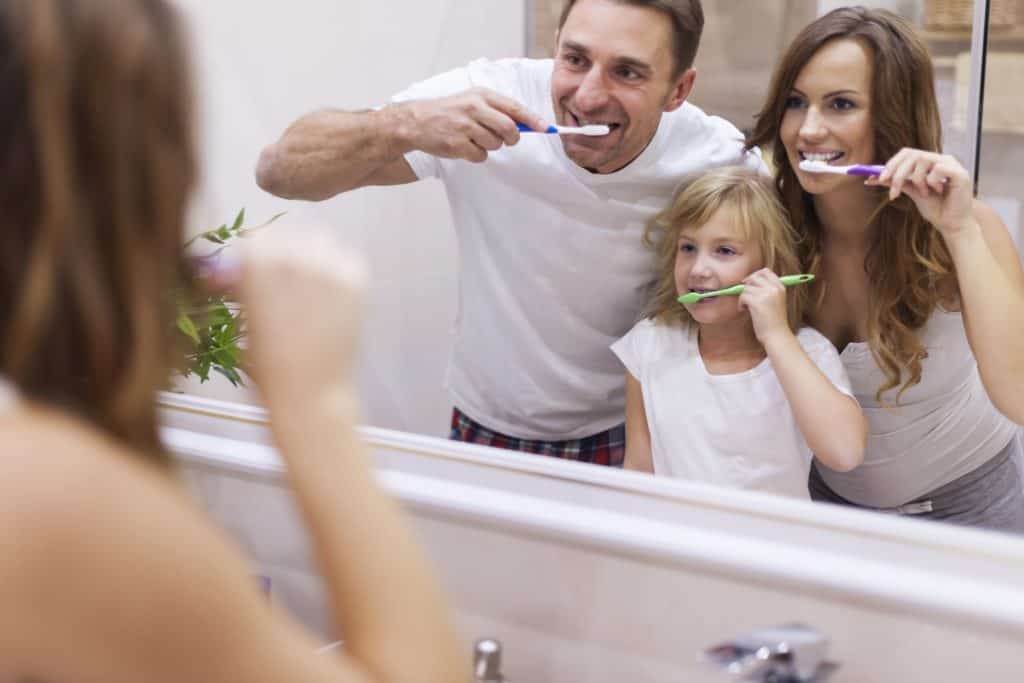 guide to brushing your teeth